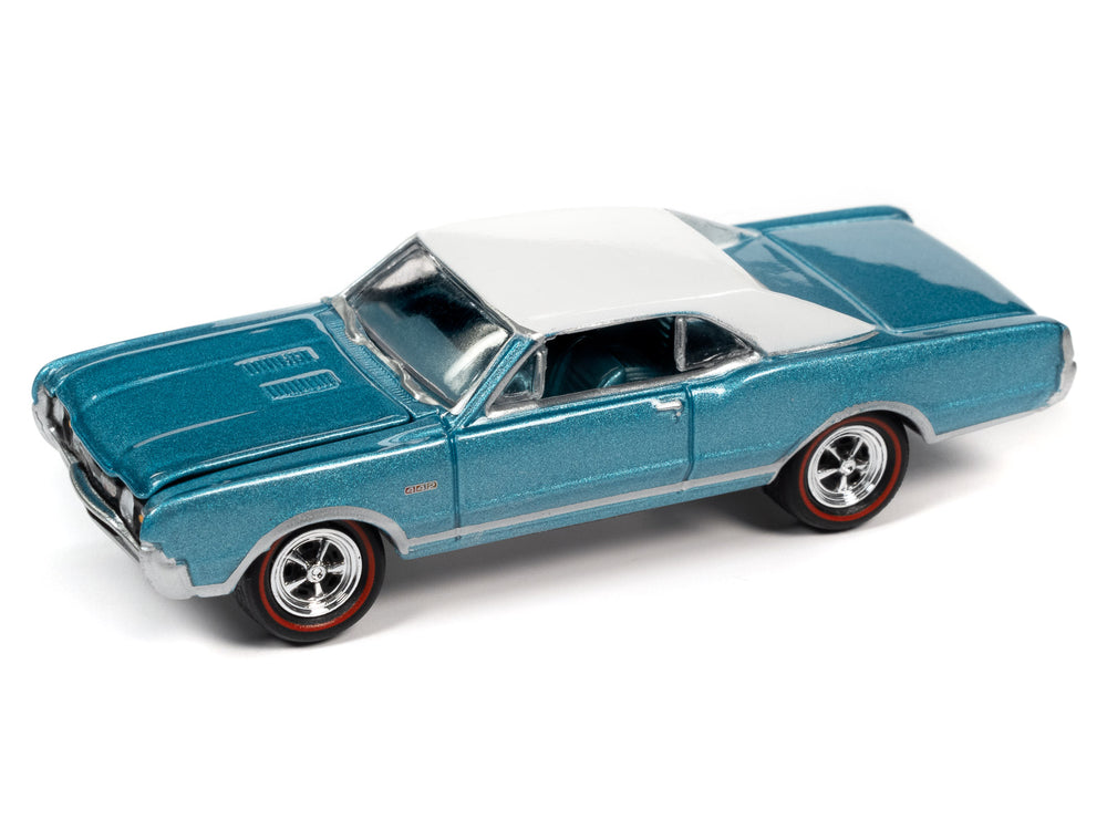 Johnny Lightning Muscle Cars 1967 Oldsmobile 442 (MCACN) (Aquamarine Poly) 1:64 Scale Diecast