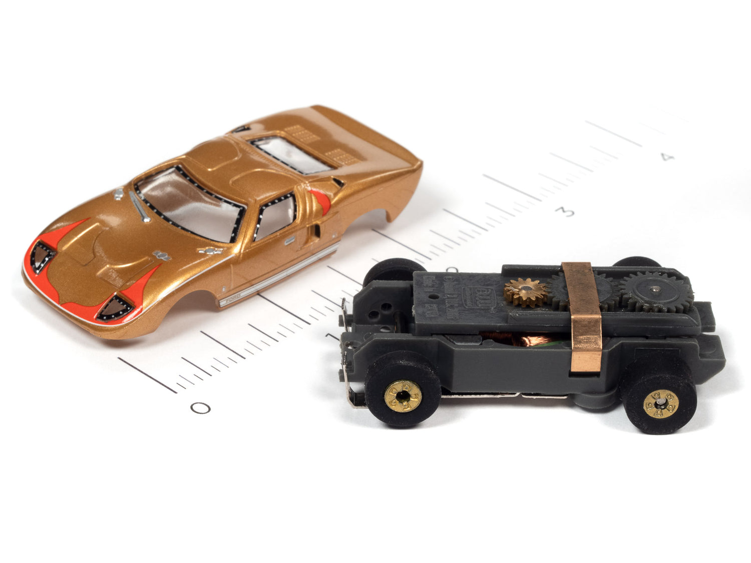Auto World Thunderjet Cars N Coffee 1966 Ford GT40 (gold) HO Scale Slot Car