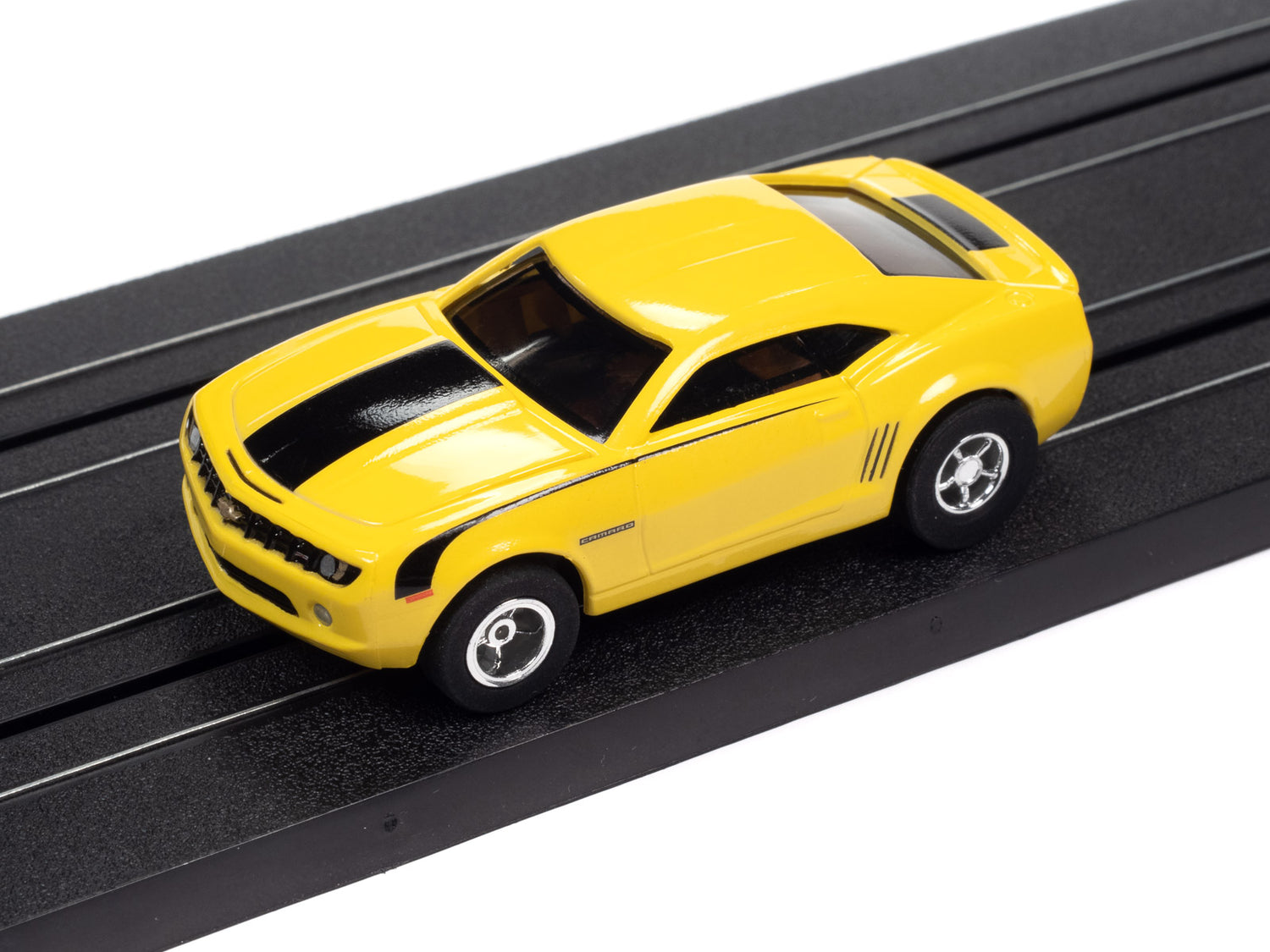 Auto World Xtraction 2010 Chevrolet Camaro (Yellow) HO Scale Slot Car