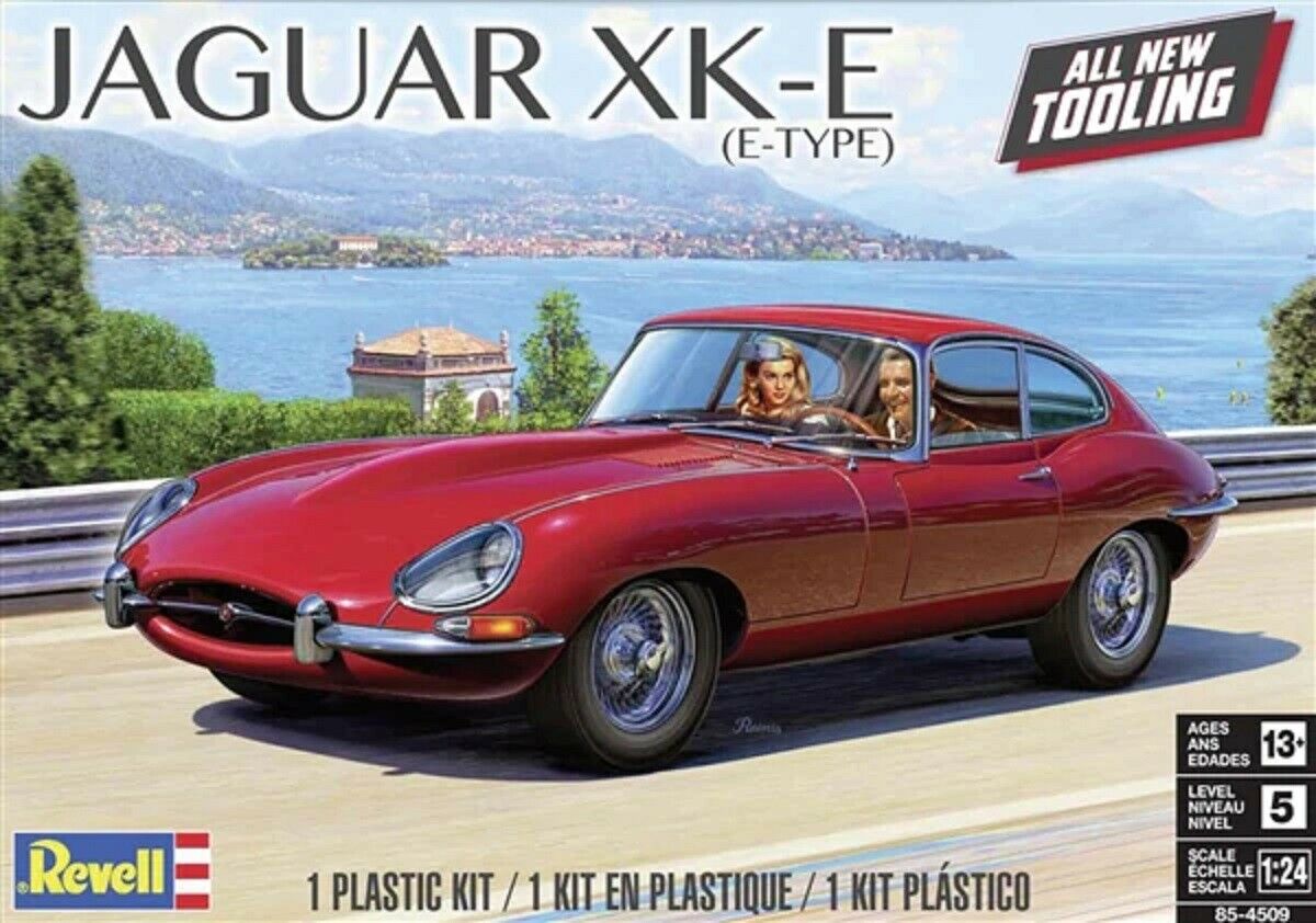 Revell Jaguar XK-E (E-Type) 1:24 Scale Model Kit